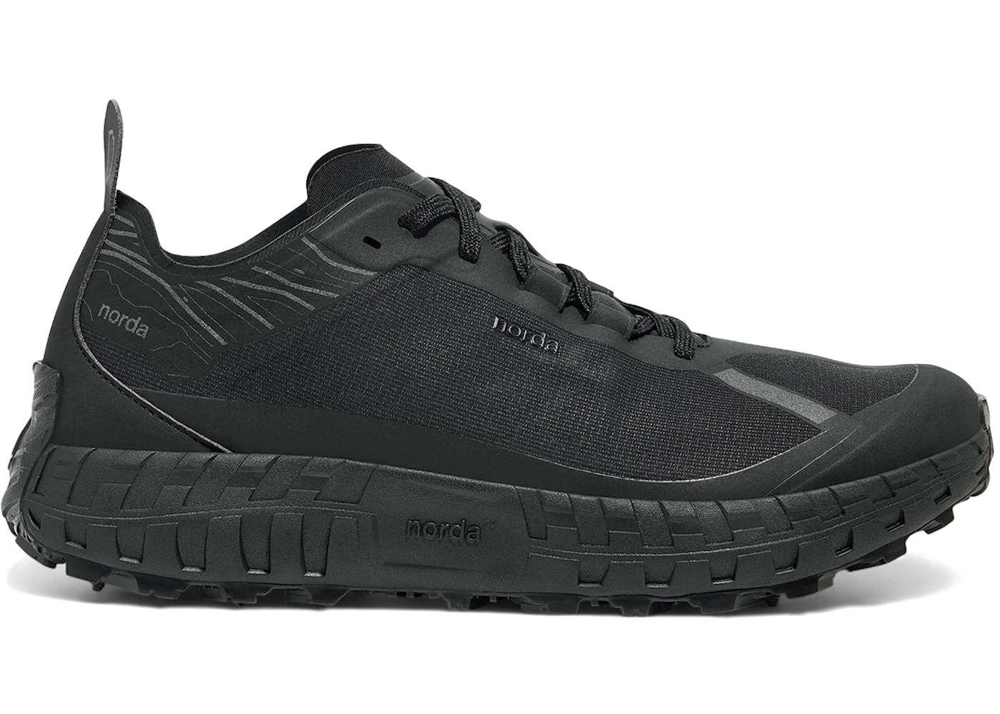 Norda 001A Stealth Black