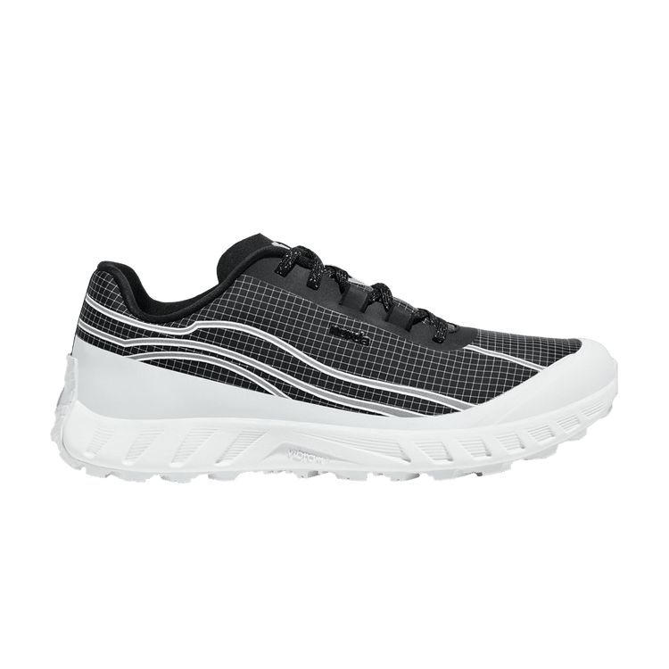 norda 002 'Summit Black'