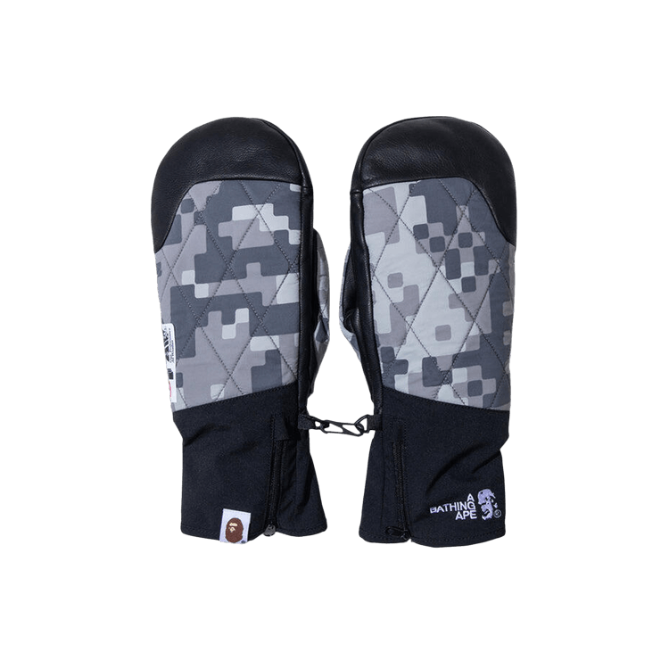 BAPE x Kazuki Kuraishi Pixelate Camo Polar Fleece Gloves 'Charcoal'