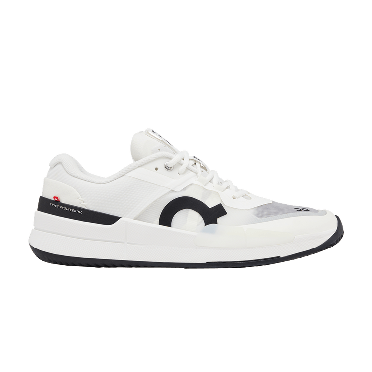 ON The Roger Pro 2 Clay 'White Black'