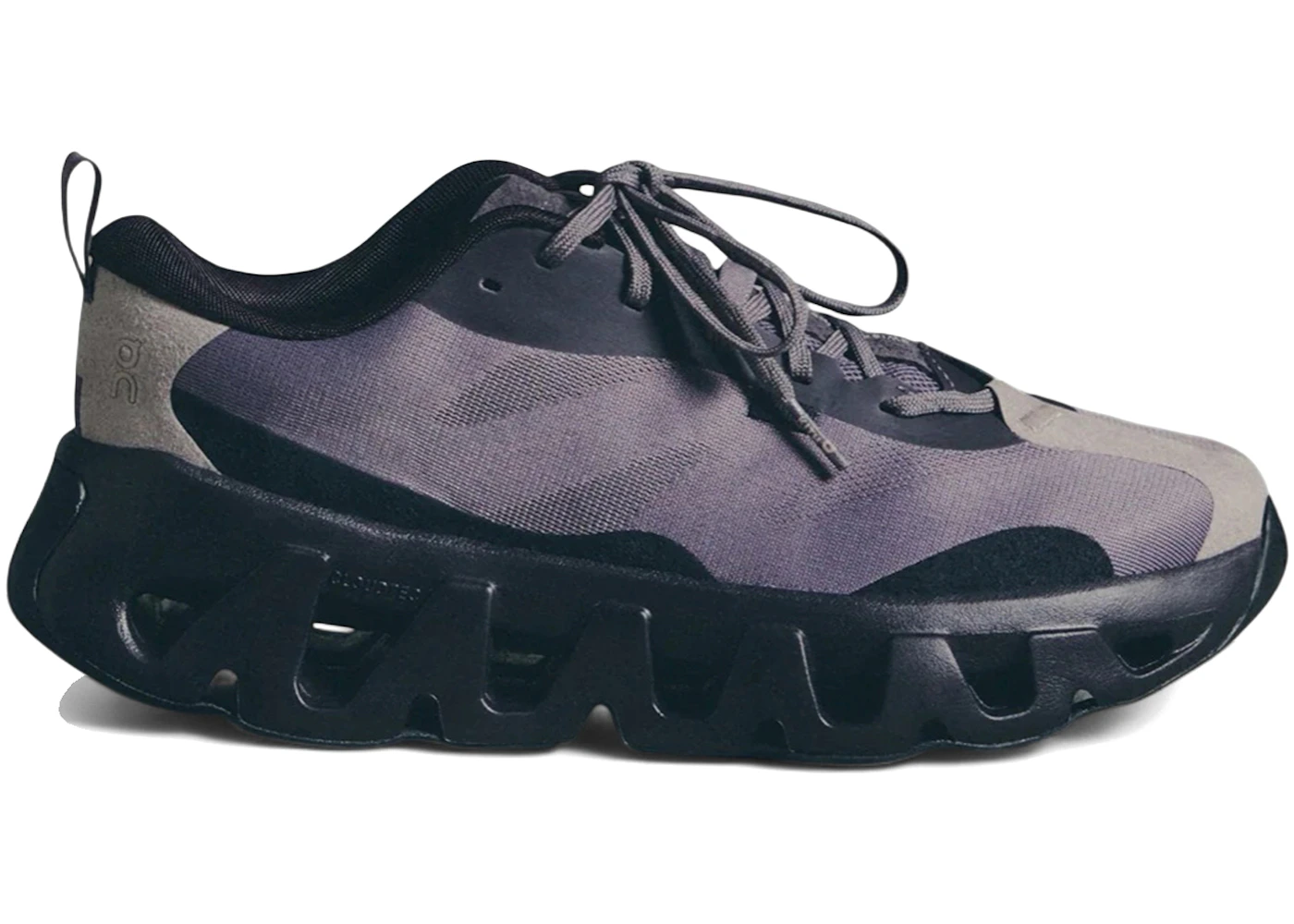 On Running K-Tech 1 Kith Shark Ox