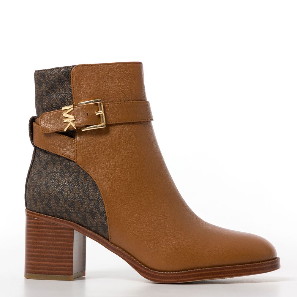 Michael Kors Logo Plaque Heeled Boots
