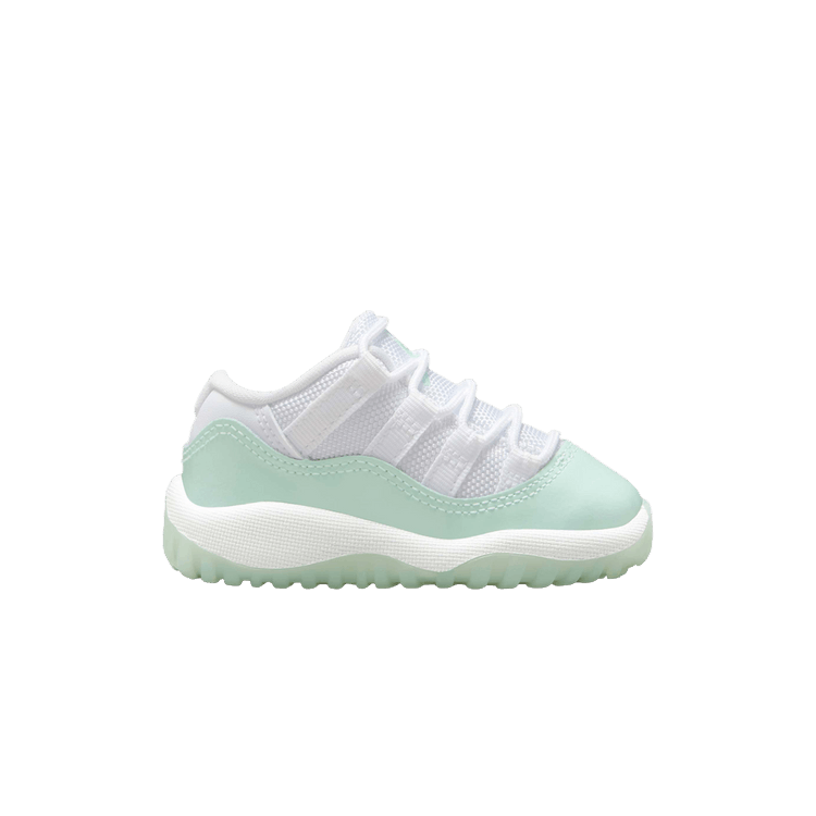 Air Jordan 11 Retro Low TD 'Igloo'