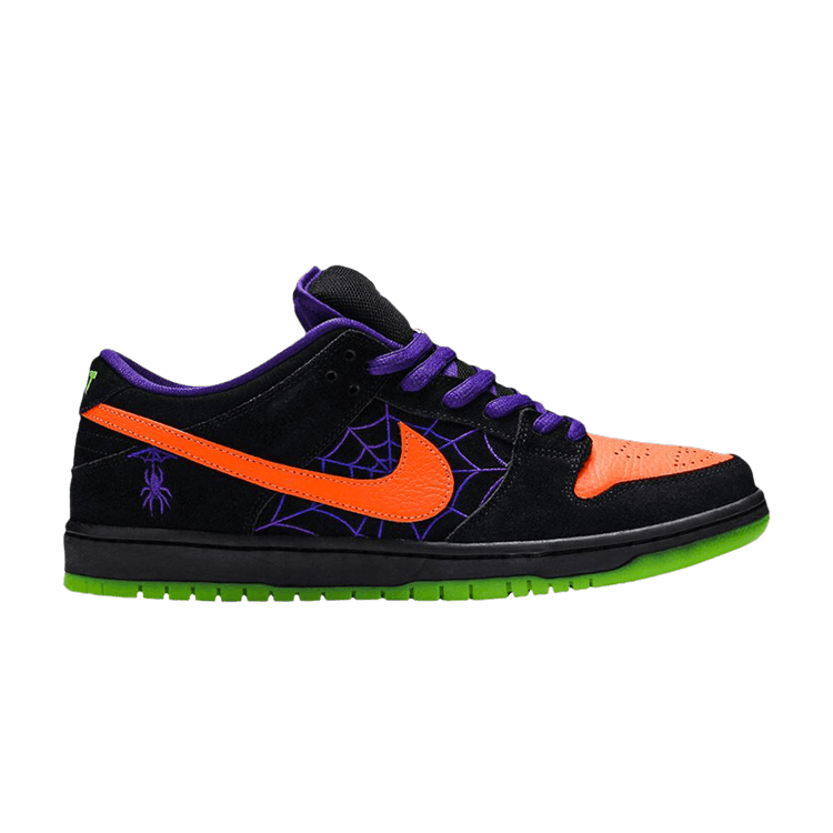 Nike Dunk Low SB 'Night of Mischief' Special Box