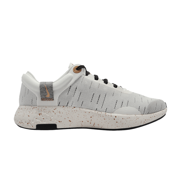 Nike Wmns Renew Serenity Run Premium 'Sail Metallic Copper Coin'