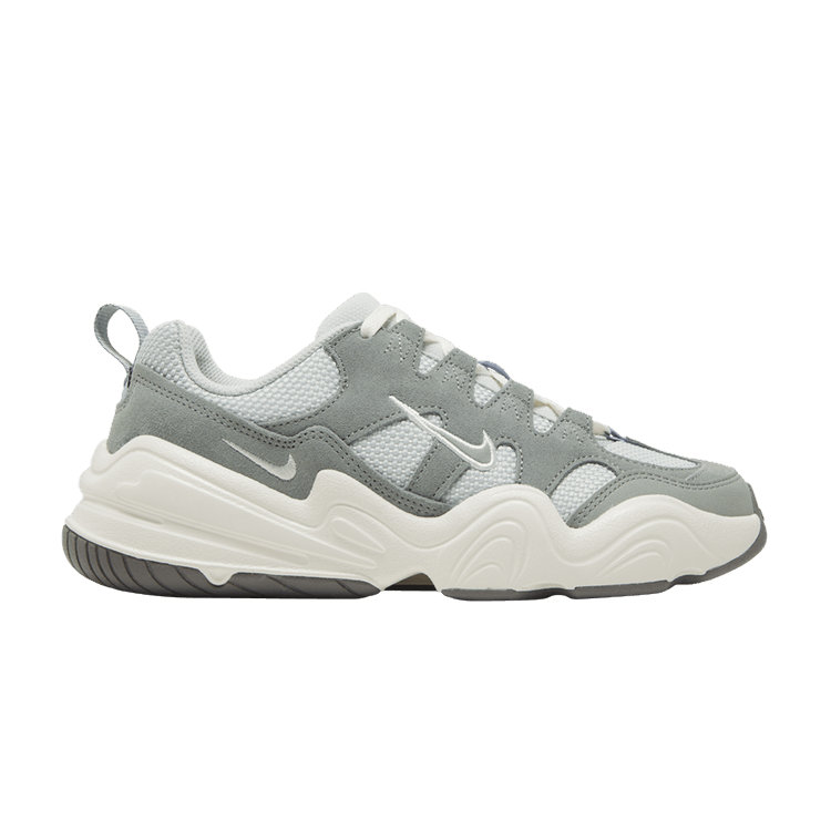 Nike Wmns Tech Hera 'Mica Green'