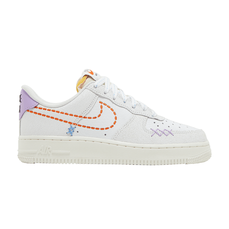Nike Wmns Air Force 1 '07 SE '101'