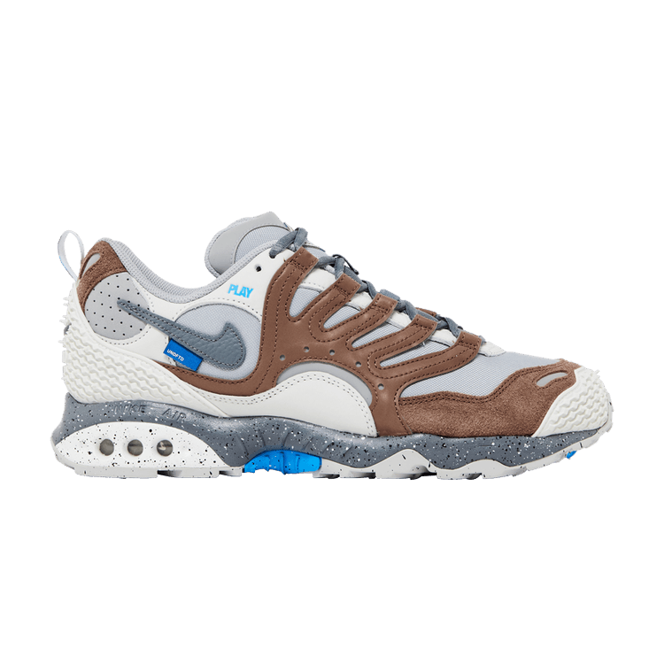 Undefeated x Nike Air Terra Humara 'Archaeo Brown'