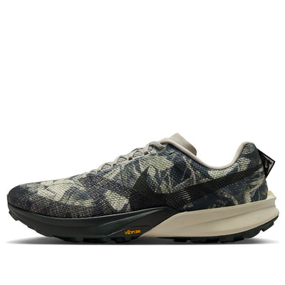 Nike Kiger 10 'Spruce Mist'