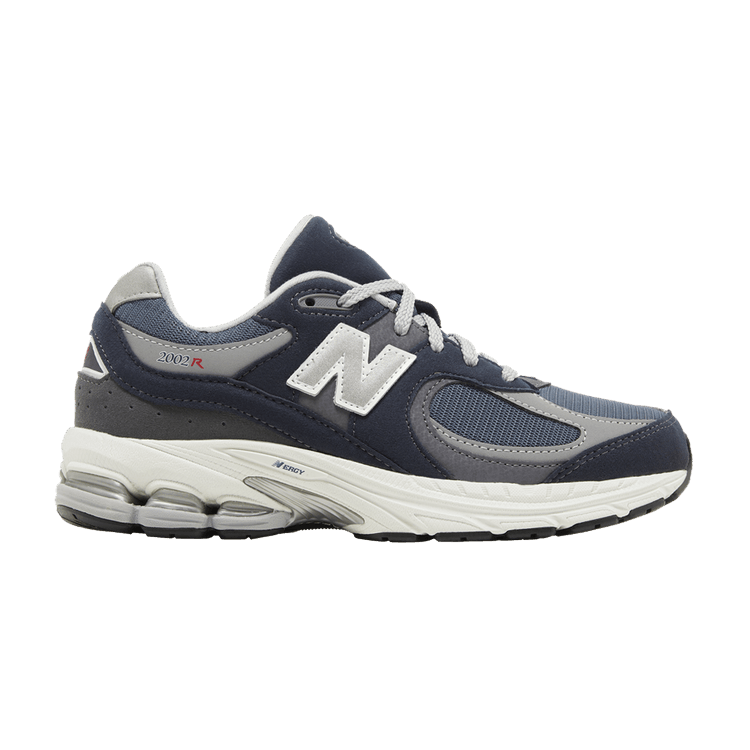 New Balance 2002R Big Kid Wide 'Eclipse Silver Metallic'