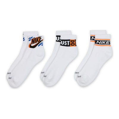 Nike Dri-FIT Everyday Plus logo Ankle Socks 3 Pairs 'White'