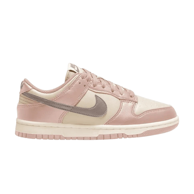 Nike Wmns Dunk Low 'Silt Red Pale Ivory'