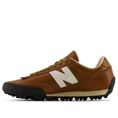 New Balance Gator Run 'Bark Linen'