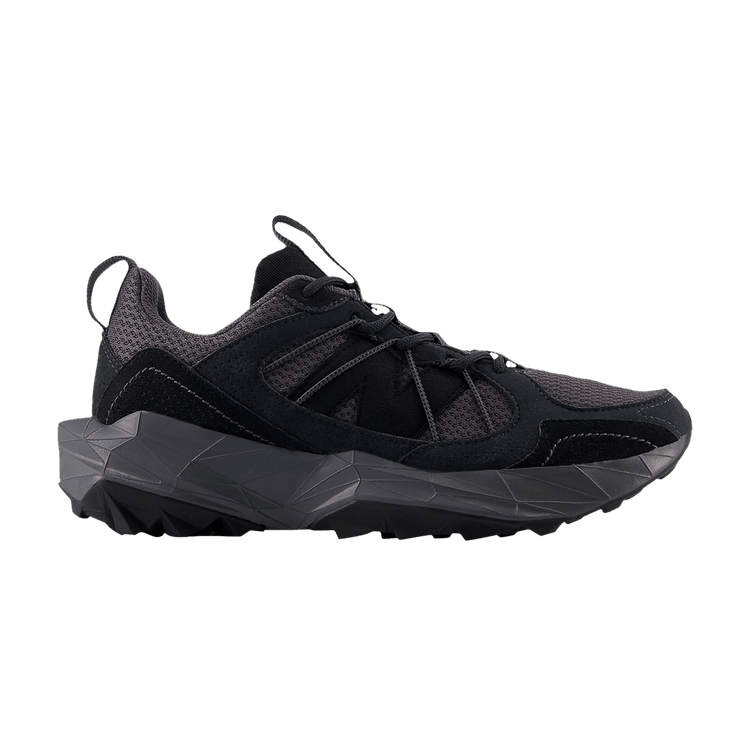 New Balance Wmns Tektrel 'Black Magnet'