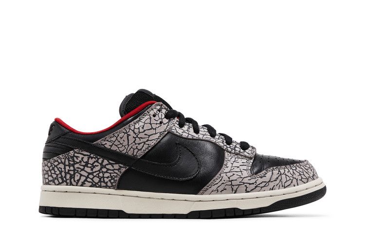 Supreme x Nike Dunk Low Pro SB 'Black Cement'