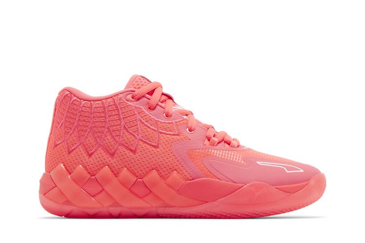 Puma MB.01 'Breast Cancer Awareness'