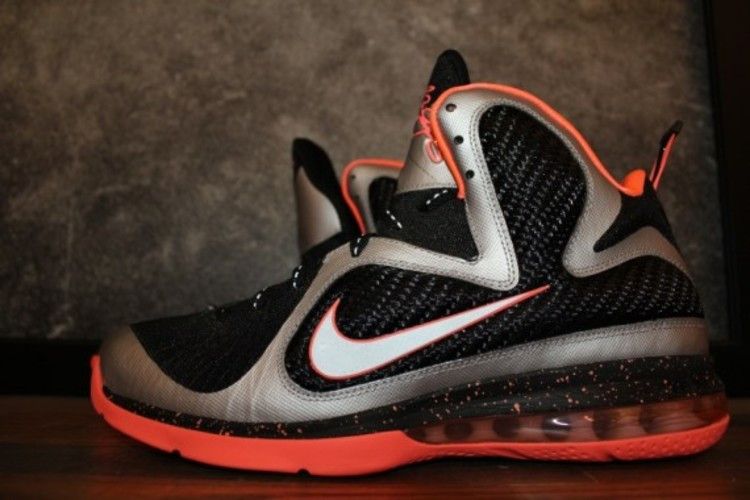 Nike LeBron 9 'Bright Mango'
