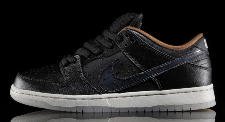 Nike Dunk Low Premium SB Qs 'Black Rain'