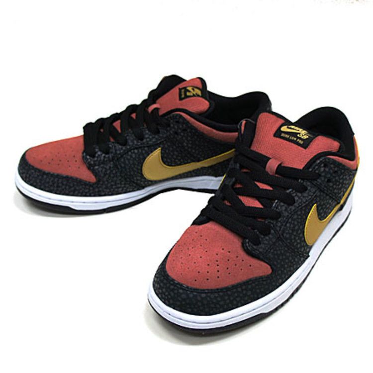 Nike Dunk Low Premium SB QS 'Walk Of Fame'
