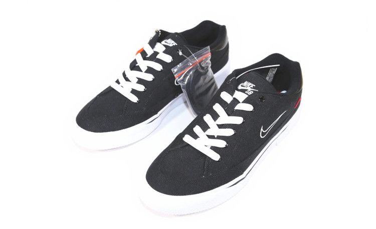 Supreme x Nike SB GTS QS 'Black'