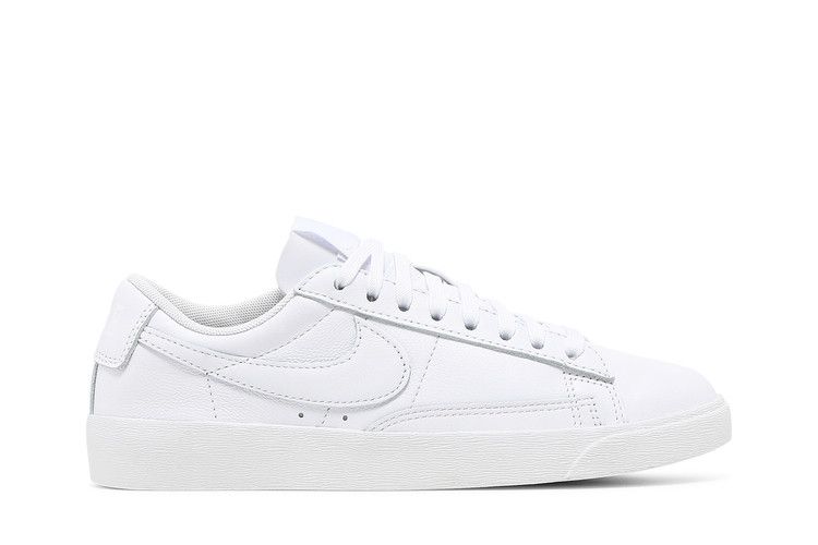 Nike Wmns Blazer Low LE 'Triple White'