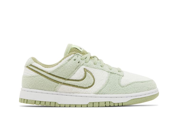 Nike Wmns Dunk Low SE 'Fleece - Honeydew'