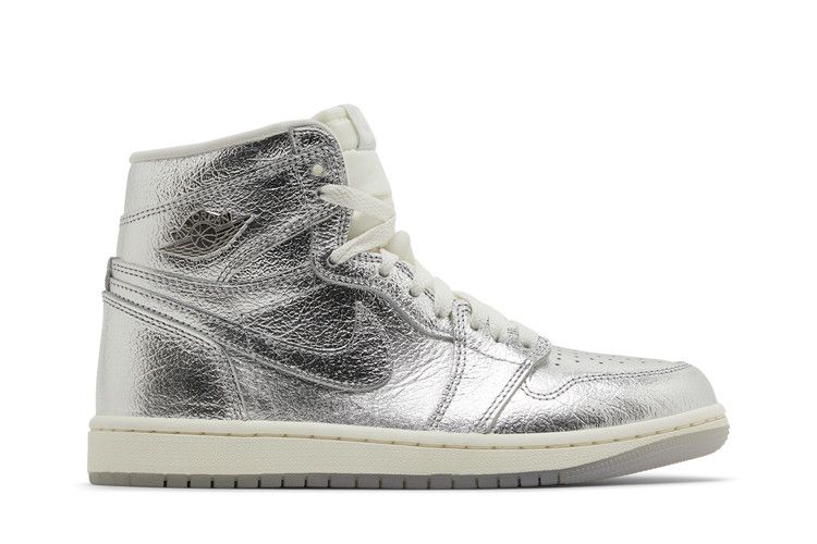 Wmns Air Jordan 1 Retro High OG 'Chrome'