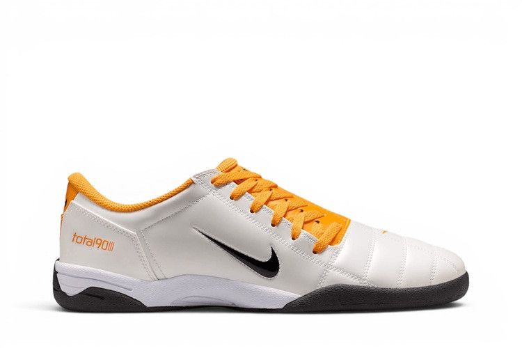 Nike Total 90 'White University Gold Black'