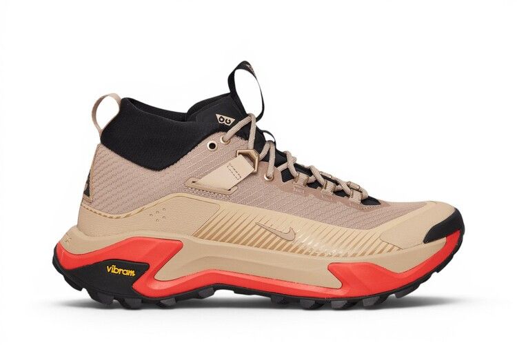 Nike ACG Zegama Hike 'British Khaki Light Crimson'