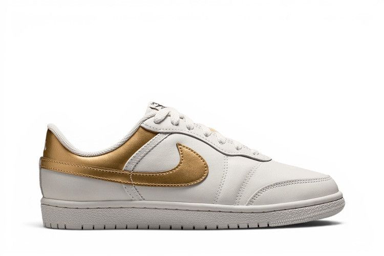 Wmns Air Jordan Skyline Low 'Swan Black Metallic Gold'