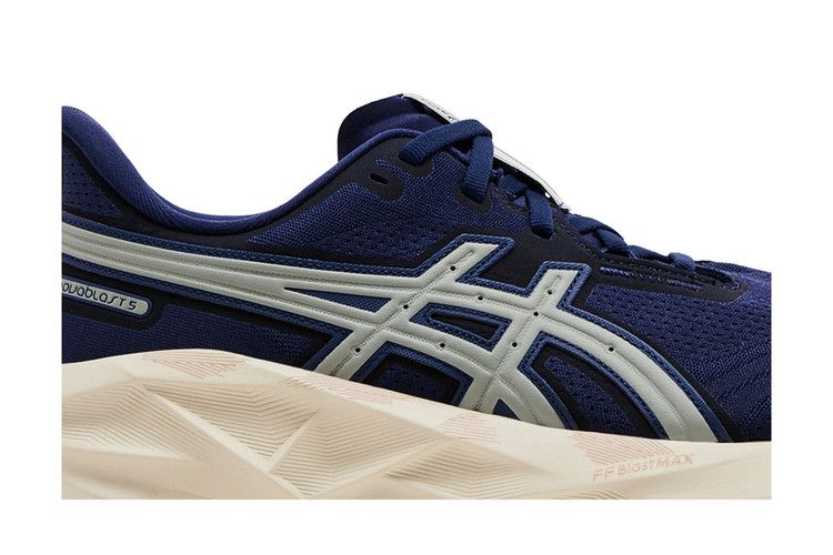 ASICS Novablast 5 'Track Club'