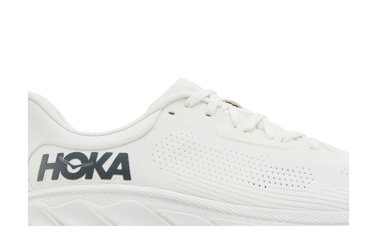 HOKA Arahi 7 'Blanc De Blanc'