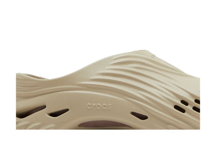 Crocs Echo Wave 'Moth'