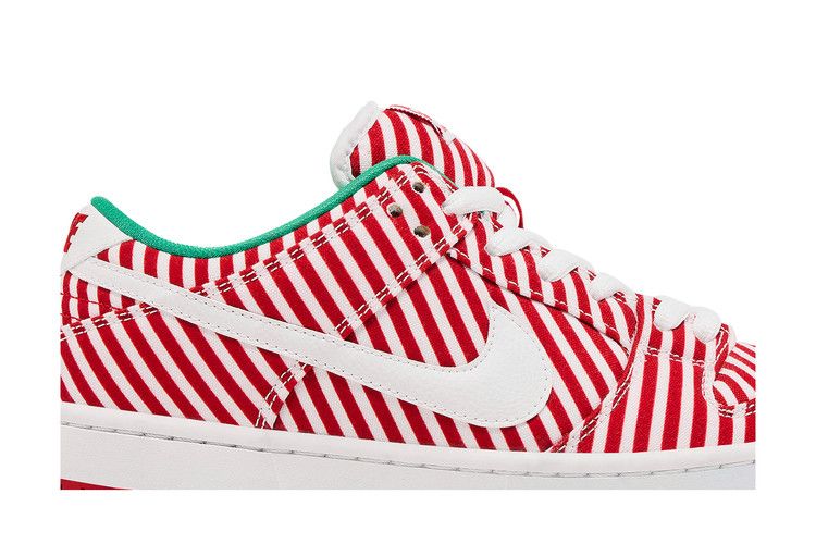 Nike SB Dunk Low 'Candy Cane'
