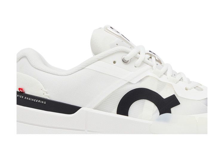 ON The Roger Pro 2 Clay 'White Black'