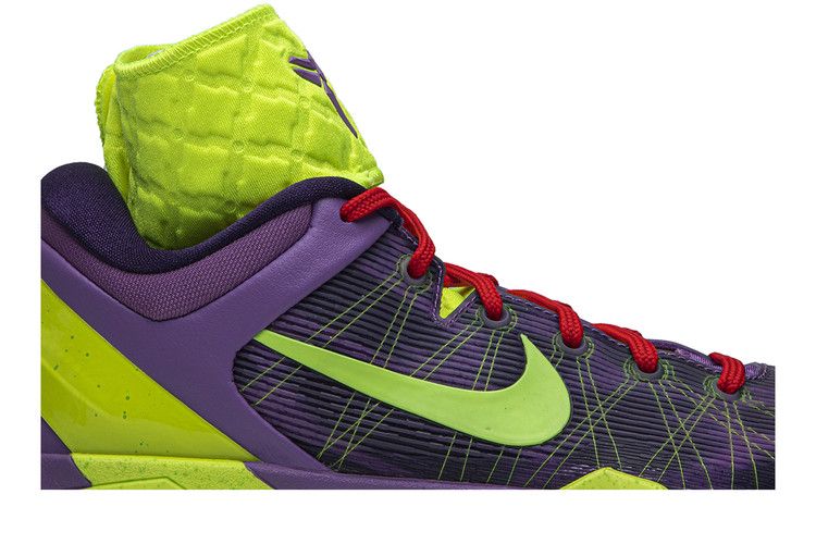 Nike Zoom Kobe 7 Supreme 'Christmas'
