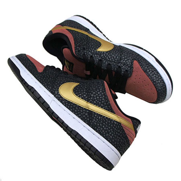Nike Dunk Low Premium SB QS 'Walk Of Fame'