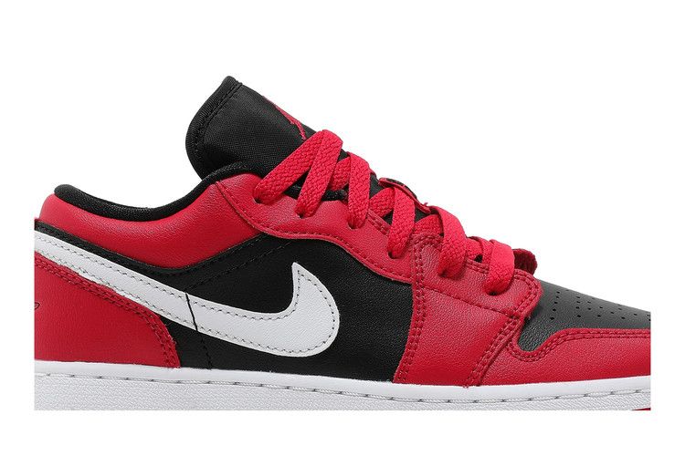 Air Jordan 1 Low GS 'Black Very Berry'
