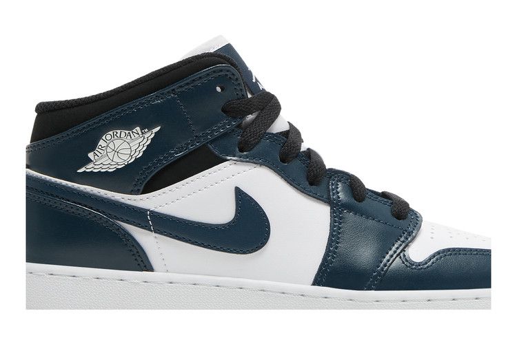 Air Jordan 1 Mid GS 'Armory Navy'