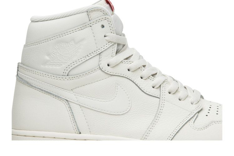 Air Jordan 1 Retro High OG 'Sail'