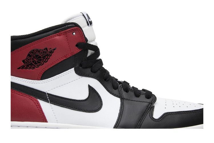 Air Jordan 1 Retro High OG 'Black Toe' 2013