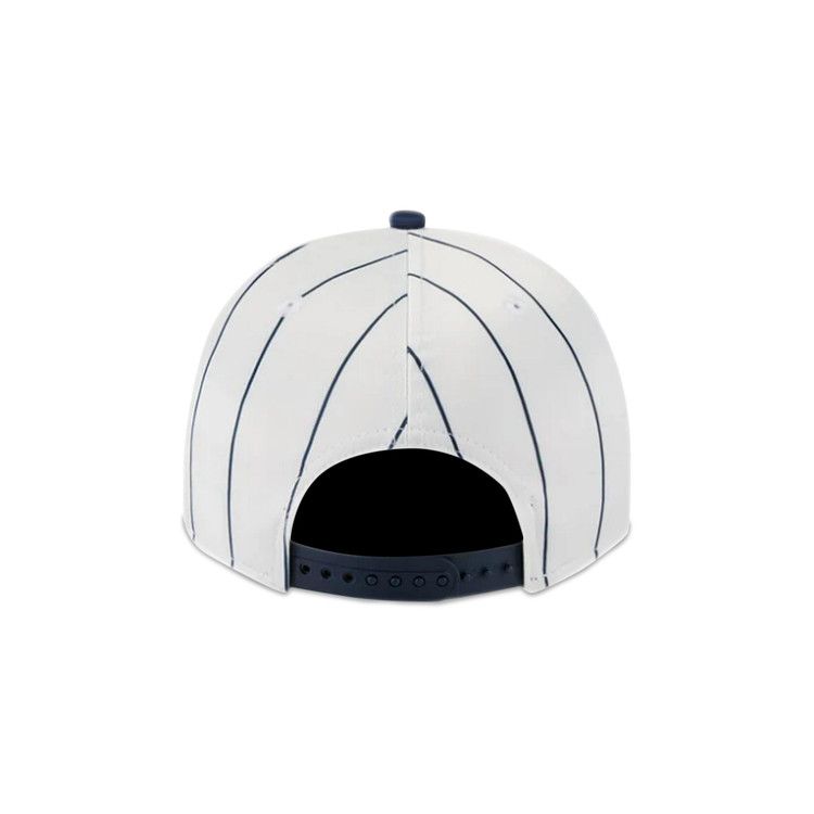 New Era Atlanta Braves Satin Pinstripe Snapback 'White/Navy'