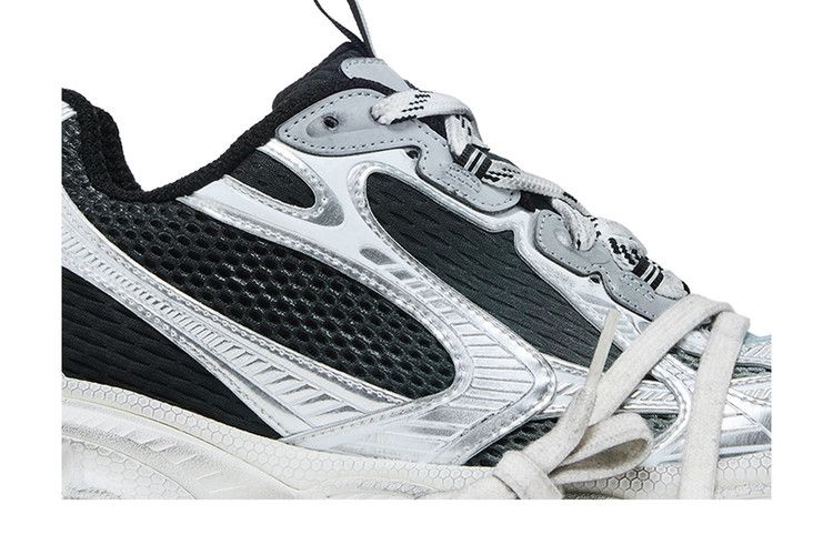 Balenciaga Wmns 3XL Sneaker 'Worn-Out Gradient - Black Grey White'