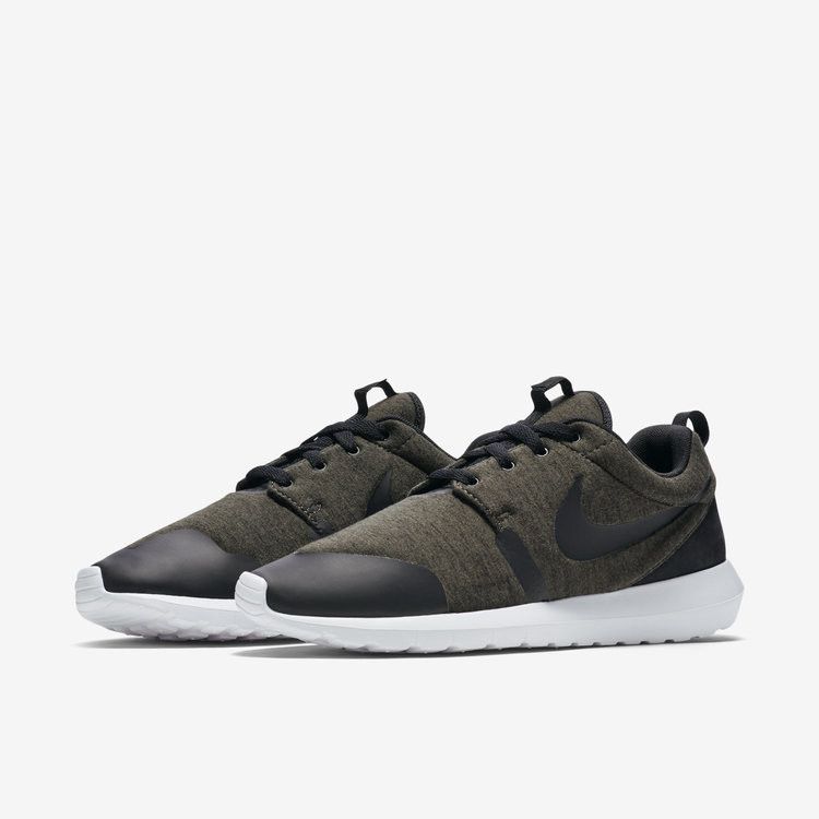 Nike Roshe One 'Tech Pack'