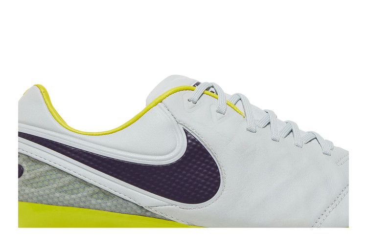 Nike Wmns Tiempo Legend 6 SG Pro ACC 'Pure Platinum'