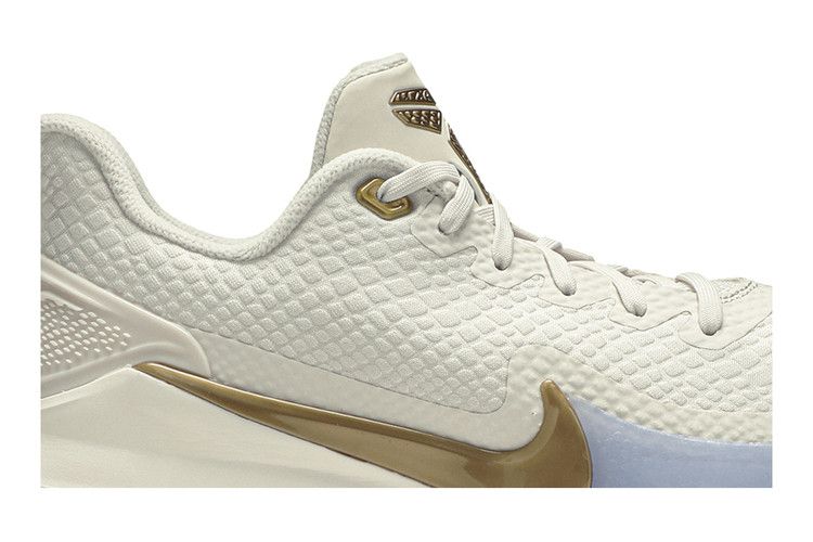 Nike Mamba Focus 'Metallic Gold'