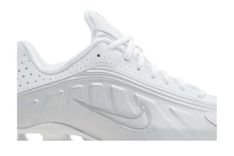 Nike Wmns Shox R4 'White Metallic'