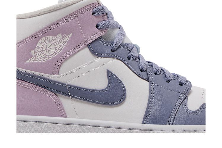 Wmns Air Jordan 1 Mid 'Indigo Haze Doll'