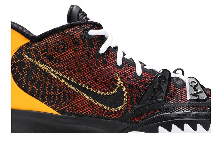 Nike Kyrie 7 'Roswell Rayguns'