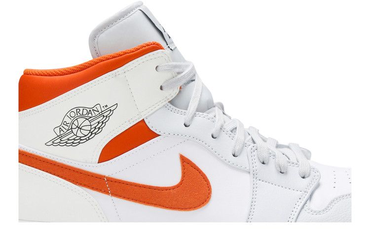 Air Jordan 1 Mid 'Starfish'